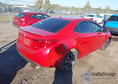 2018 Toyota Corolla Se z USA, uszkodzony, nr VIN 2T1BURHEXJC049375